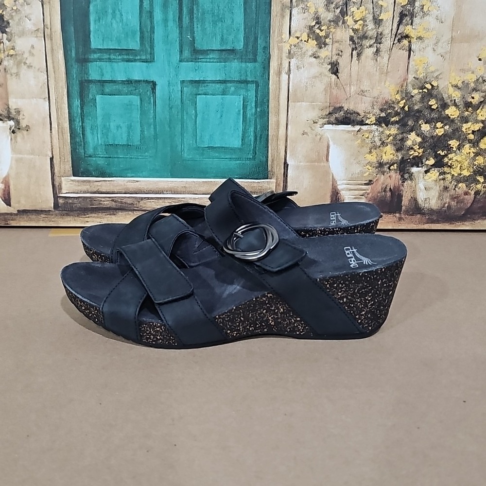 Dansko Women's‎ Susie Milled Nubuck Leather Sandals in Black Size 9-9.5